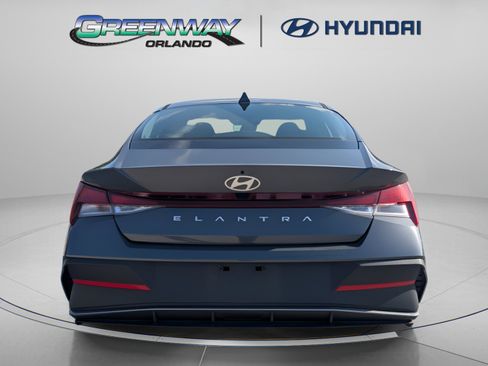 Certified 2024 Hyundai Elantra SEL FWD image 7