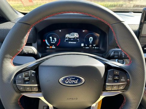 New 2026 Ford Explorer ST-Line w/ ST-Line Street Pack image 16