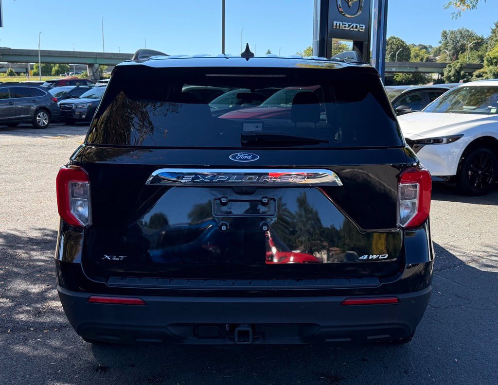 Certified 2023 Ford Explorer XLT w/ Class IV Trailer Tow Package AWD/4WD image 7