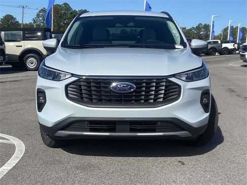 New 2026 Ford Escape SE image 6