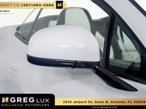 Used 2017 Aston Martin Vanquish S image 24