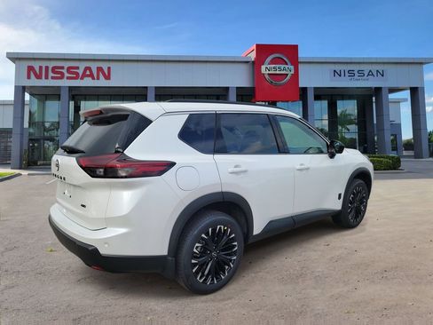 New 2026 Nissan Rogue Dark Armor image 2