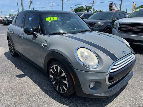 Used 2015 MINI Cooper 4-Door Hardtop FWD image 3