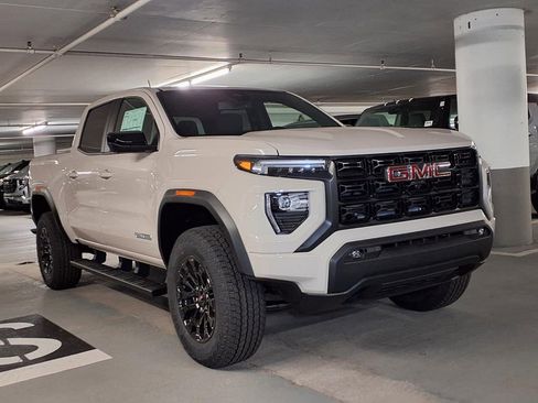 New 2026 GMC Canyon Elevation w/ Convenience Package RWD image 3