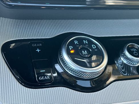 Certified 2025 Ford Expedition Active AWD/4WD image 26