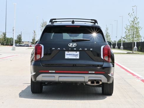Used 2023 Hyundai Palisade Limited FWD image 8