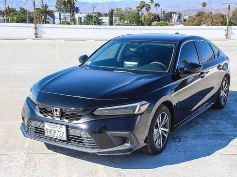 Certified 2023 Honda Civic LX image 3