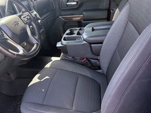 Used 2020 Chevrolet Silverado 1500 LT Trail Boss AWD/4WD image 11