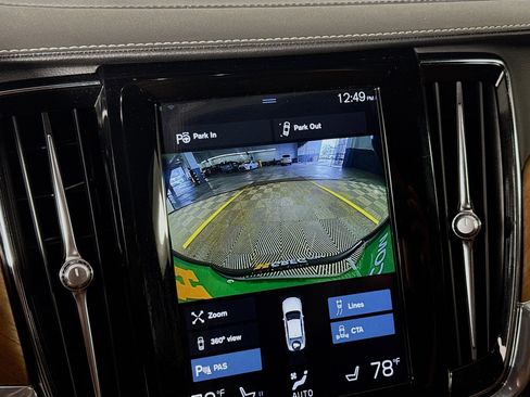 Used 2018 Volvo S90 T6 Inscription w/ Luxury Package image 19