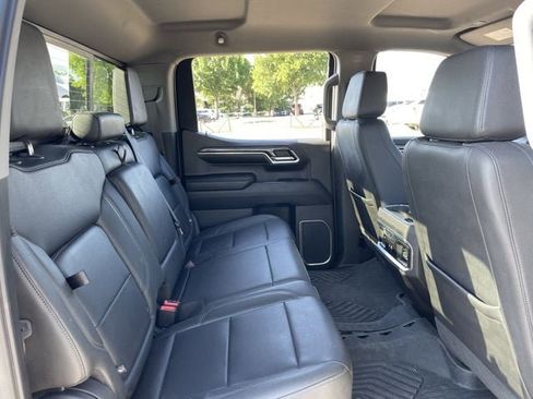 Used 2023 Chevrolet Silverado 1500 LTZ AWD/4WD image 29