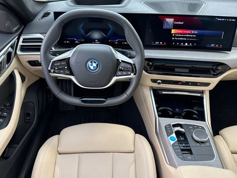 Used 2025 BMW i4 eDrive40 w/ Premium Package image 28