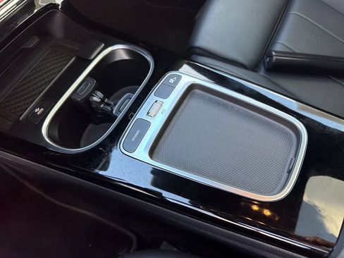 Used 2025 Mercedes-Benz CLA 250 4MATIC image 47