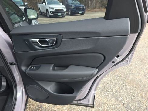 New 2026 Volvo XC60 B5 Plus w/ Protection Package Premier AWD/4WD image 15