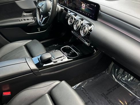 Used 2023 Mercedes-Benz CLA 250 CLA 250 image 14