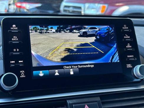 Used 2022 Honda Accord Sport image 17
