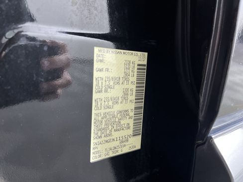 Used 2018 Nissan Murano SV image 12