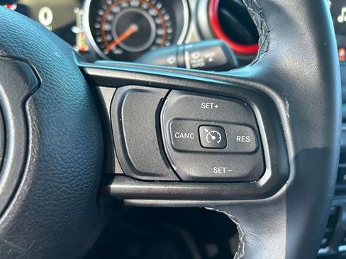 Used 2021 Jeep Wrangler Sport AWD/4WD image 17