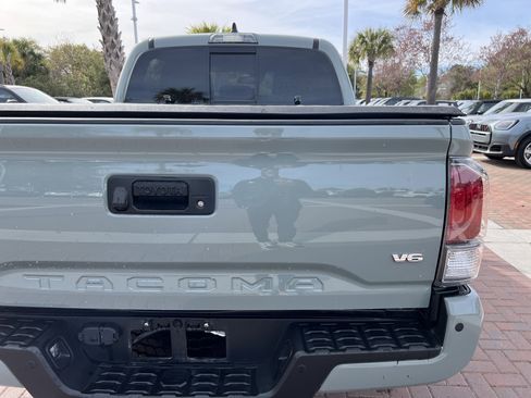 Used 2023 Toyota Tacoma TRD Off-Road w/ Technology Package image 39