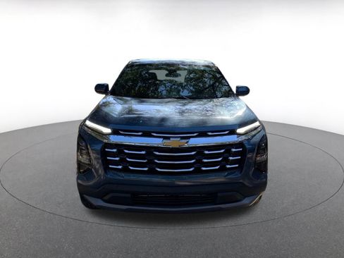 Used 2025 Chevrolet Equinox LT image 2