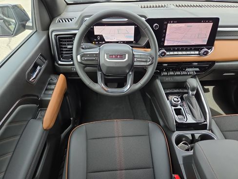New 2026 GMC Canyon AT4 w/ Nightfall Essentials Package AWD/4WD image 11