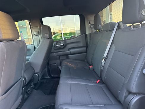 Used 2024 Chevrolet Silverado 1500 Custom image 16
