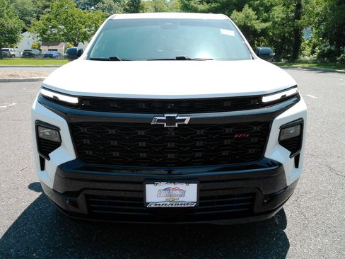 Certified 2024 Chevrolet Traverse RS w/ LPO, Floor Liner Package AWD/4WD image 3