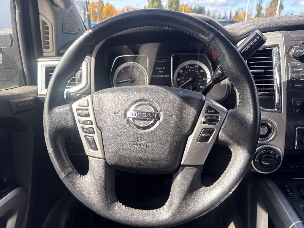 Used 2017 Nissan Titan SL AWD/4WD image 21
