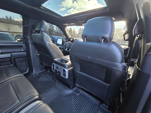 Used 2018 Ford F150 Raptor w/ Equipment Group 801A Mid image 22