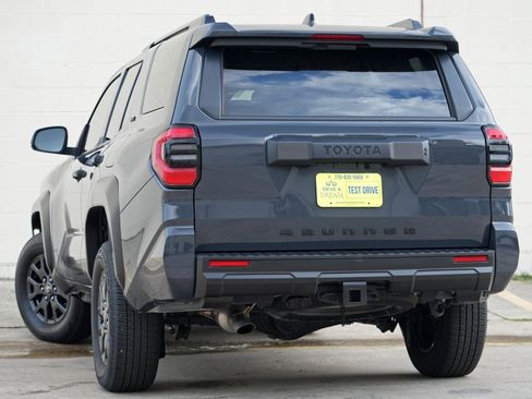 Used 2025 Toyota 4Runner SR5 RWD image 6