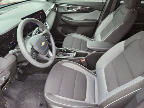 Used 2026 Chevrolet TrailBlazer LS w/ LS Convenience Package image 11