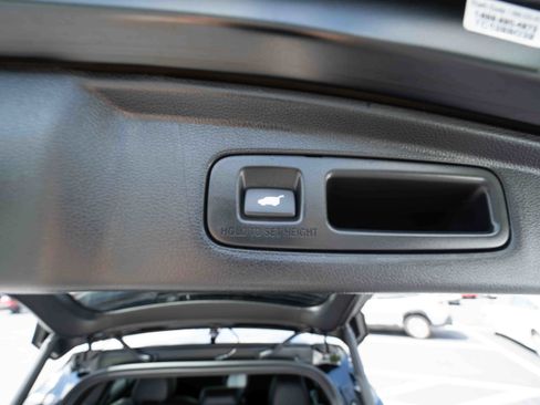 Used 2025 Honda CR-V Sport Touring image 29