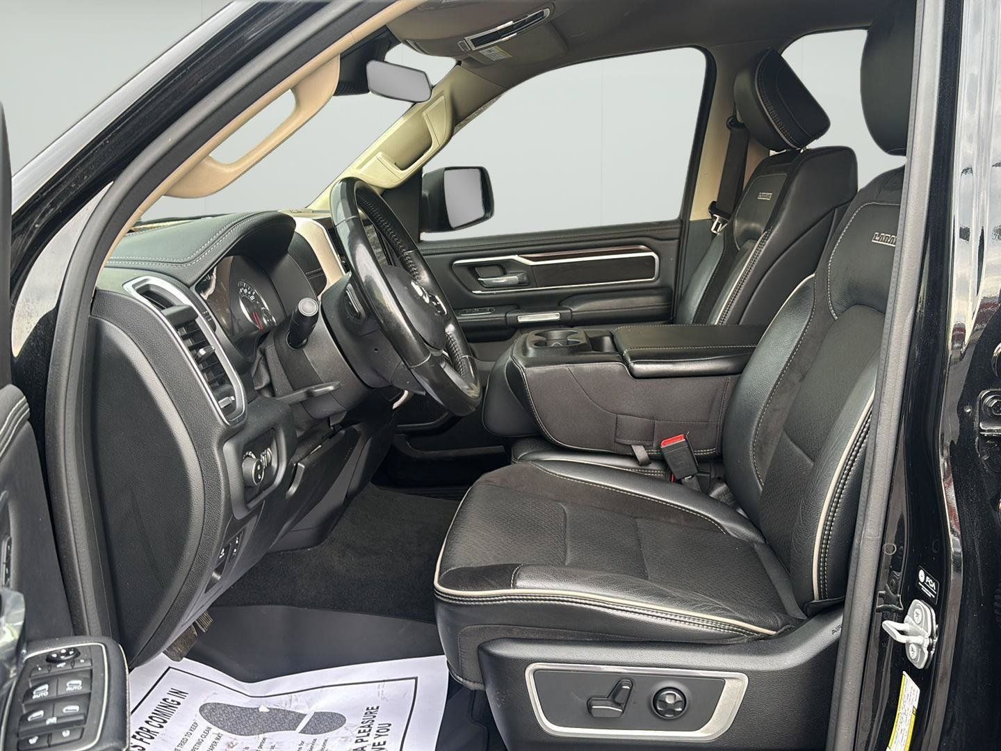 Used 2021 RAM 1500 Laramie AWD/4WD image 6