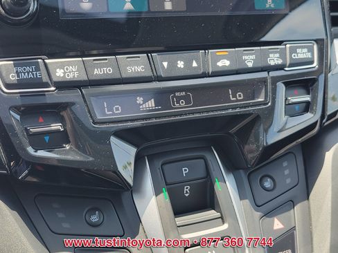 Used 2023 Honda Odyssey EX-L image 25