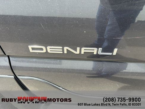 Used 2004 GMC Yukon Denali AWD/4WD image 18