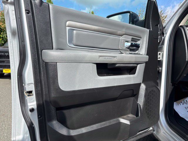 Used 2019 RAM 1500 Big Horn AWD/4WD image 23
