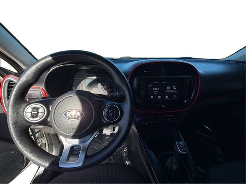 Used 2020 Kia Soul LX image 26