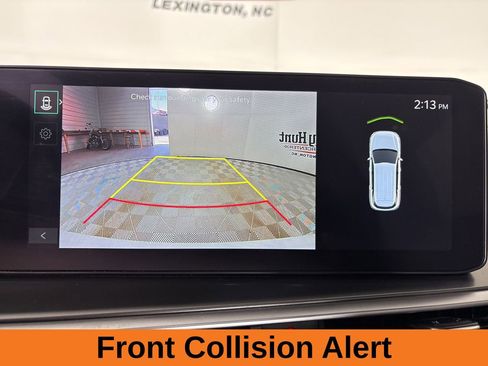 Used 2024 Kia Sorento S w/ Panoramic Sunroof Package image 16