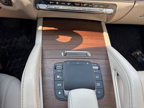 Used 2022 Mercedes-Benz GLE 350 4MATIC image 24