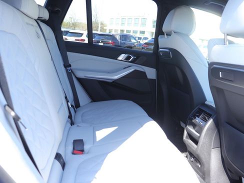 New 2026 BMW X5 sDrive40i w/ Premium Package RWD image 22