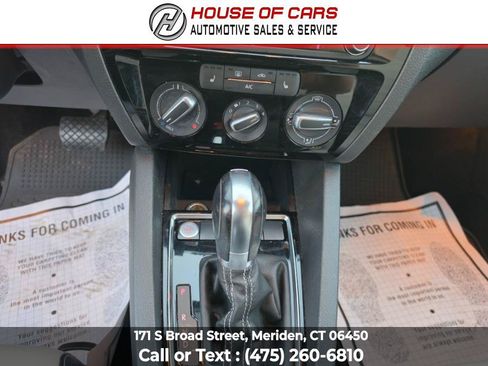 Used 2016 Volkswagen Jetta Sport FWD image 16