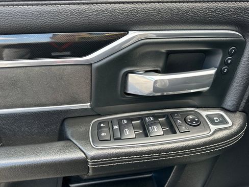 Used 2020 RAM 2500 Laramie w/ Night Edition AWD/4WD image 11