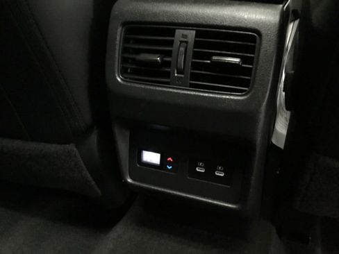 Used 2024 Nissan Rogue SL w/ SL Premium Package image 22