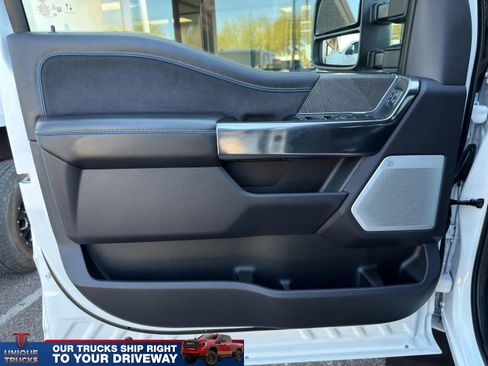 Used 2025 Ford F450 Platinum image 17