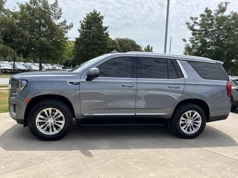 Used 2021 GMC Yukon SLT w/ SLT Premium Package AWD/4WD image 11