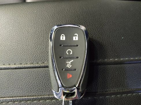 Used 2020 Chevrolet Blazer LT FWD image 32