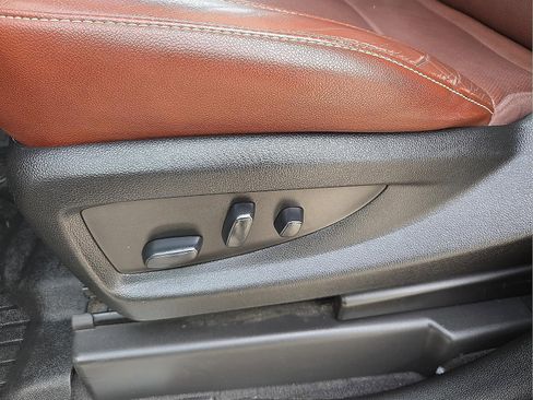 Used 2019 Chevrolet Tahoe Premier w/ Premier Plus Edition image 15