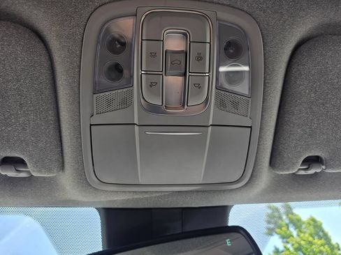 Used 2020 Hyundai Santa Fe SEL AWD/4WD image 33