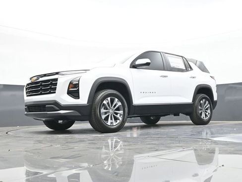 New 2026 Chevrolet Equinox LT FWD image 59