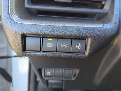 Certified 2025 Toyota Prius XLE image 20