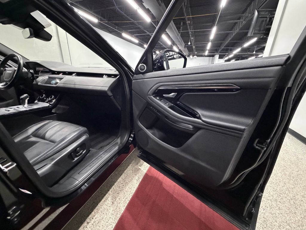Used 2020 Land Rover Range Rover Evoque S AWD/4WD image 27
